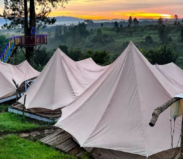 Juma Bakal Dokan Glamping Menikmati Bumi Karo