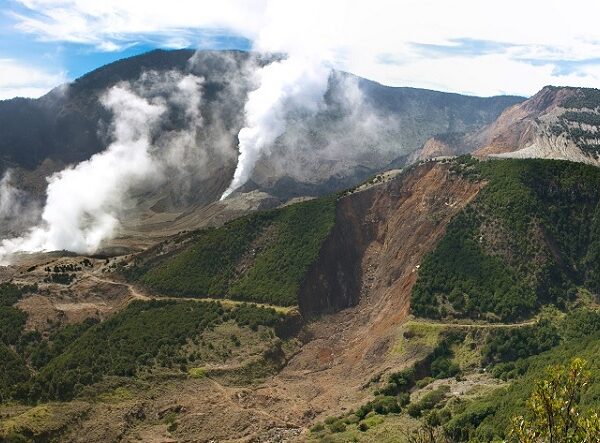 5 Destinasi Wisata Garut Wajib Kunjungi