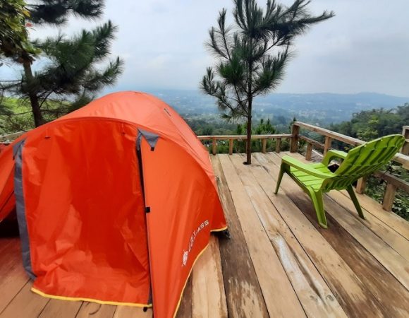D’Bungur Hills Camping Healing di Megamendung