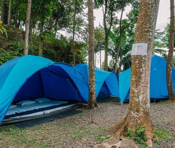 Camping dan Kuliner di KM Zero Sentul  