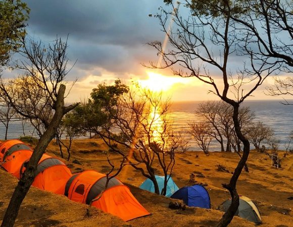 Bukit Asah Camping Bali Laut Lepas