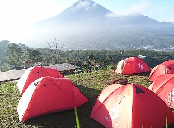 Kahyangan Skyline Camping Telaga Menjer