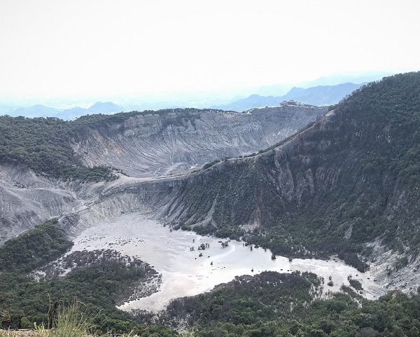 Mendaki Upas Hill Lewat Trek 11 Sukawana