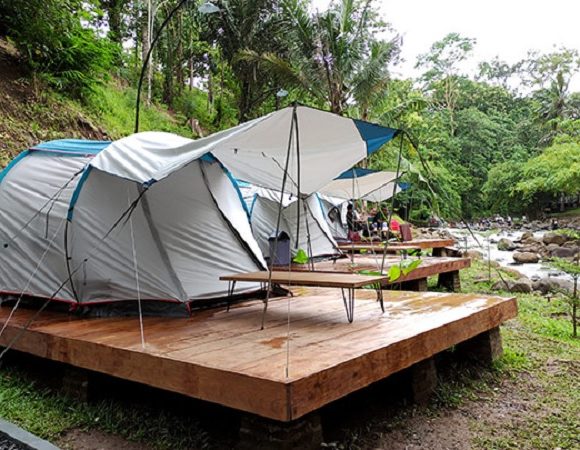 Wira Garden Camping Riverside di Lampung