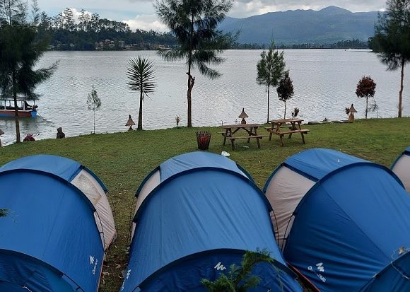 Cileunca Lakeside Camping Petualangan Danau