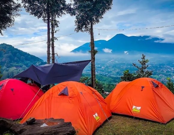 Bukit Cirimpak Camping Bogor View Gede Pangrango