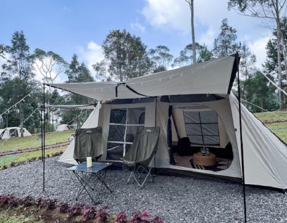 The Signature Lodge Camping ala Korea di Bandung