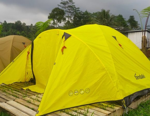 The Joglo Camp Camping di Kaki Gunung Slamet