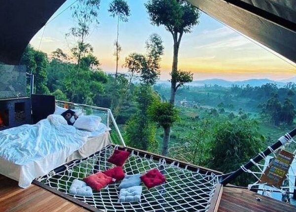 10 Rekomendasi Glamping di Bandung buat Tahun Baru