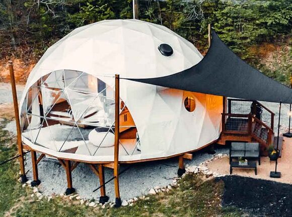 7 Keuntungan Tenda Geodesic untuk Glamping