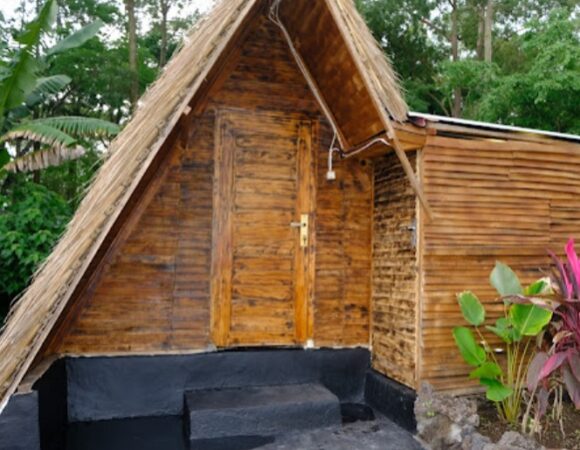 Triangle House Hotspring Glamping Kolam Air Panas Kintamani