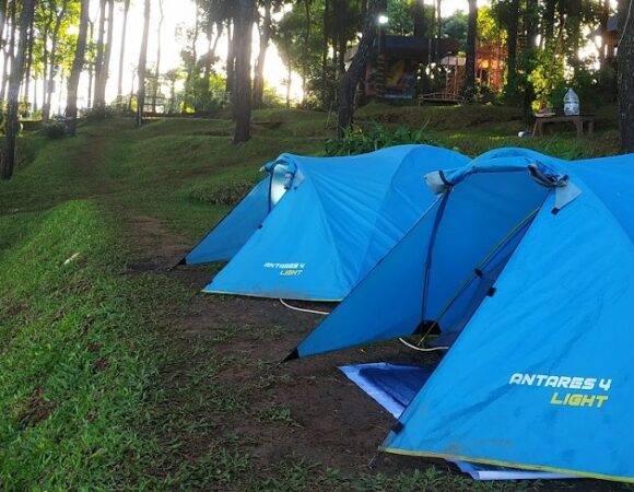 Alas Pelangi Camping di Trawas View Gunung Welirang