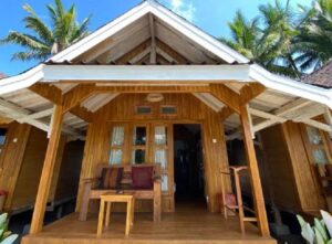 Flush Harmony Glamping Tengah Sawah Tetebatu Lombok