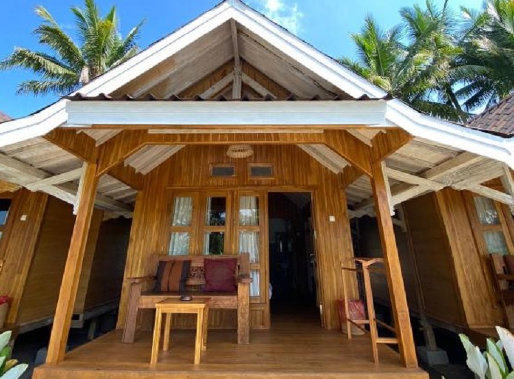 Flush Harmony Glamping Tengah Sawah Tetebatu Lombok